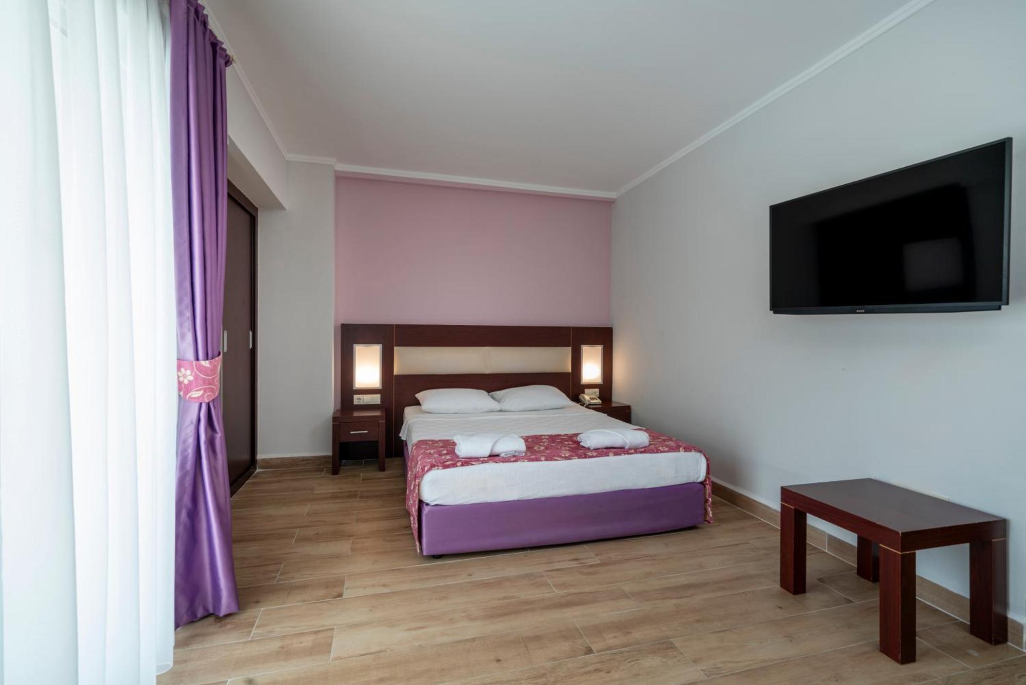 White Lilyum Hotel Анталия Екстериор снимка